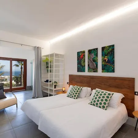 Rodea Cinco By Villa